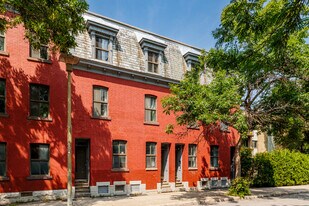 2455 Quesnel Rue in Montréal, QC - Building Photo