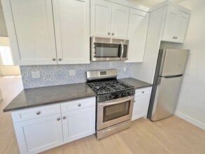 3919 1/2-31-2 Mont Clair St in Los Angeles, CA - Building Photo - Building Photo