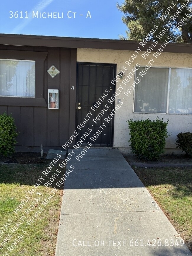 3611 Micheli Ct in Bakersfield, CA - Building Photo - Building Photo