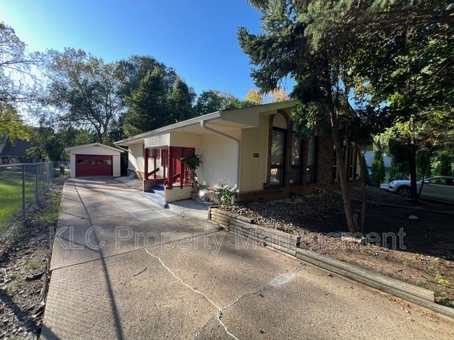 property at 2826 67th St