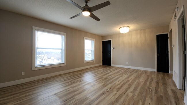 10844 Big Bend Rd in St. Louis, MO - Building Photo - Building Photo