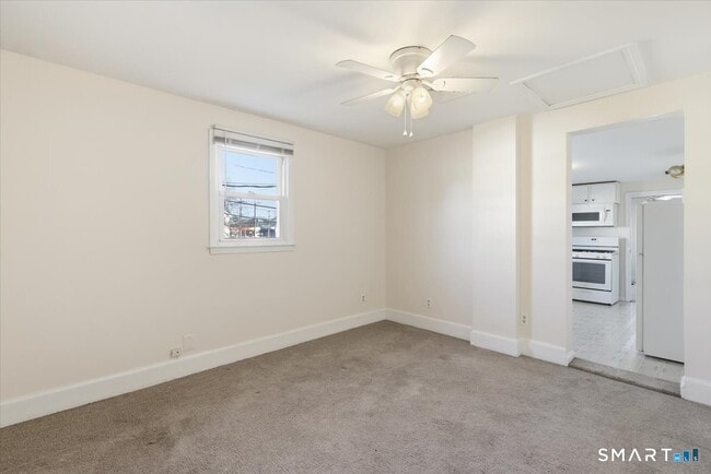 194 Cherry St in Milford, CT - Building Photo - Building Photo