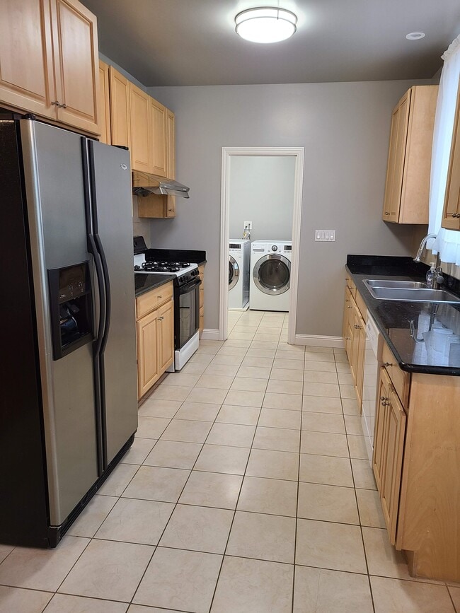 824 26th Ave, Unit 824
