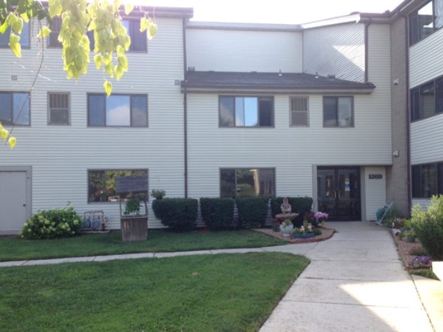 Lancelot Apartments in Springfield, MO - Building Photo