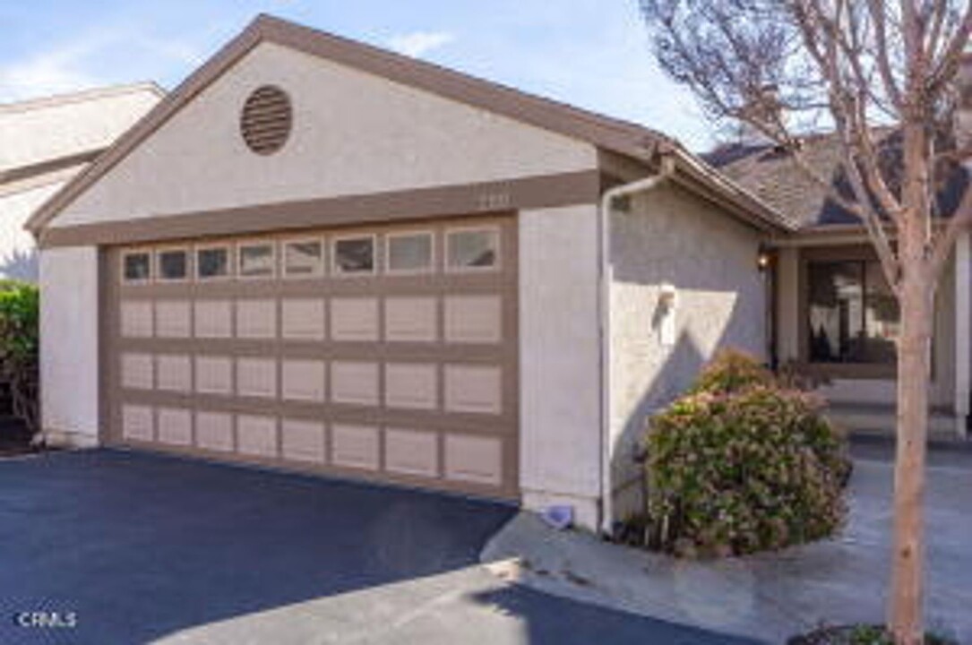 256 Blackfoot Ln in Ventura, CA - Foto de edificio