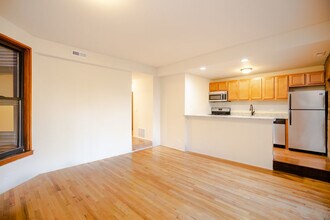 1134 W Armitage Ave in Chicago, IL - Building Photo - Building Photo