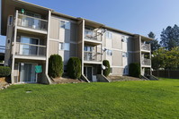 Captain Apartments in Coeur d'Alene, ID - Building Photo - Building Photo