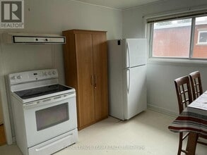 482 Vernon Ave in Ottawa, ON - Building Photo - Building Photo