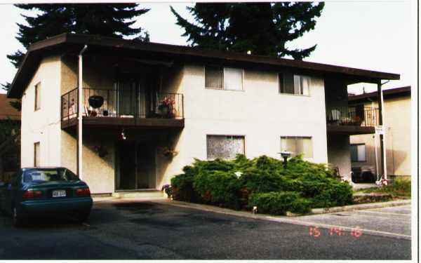 61 1st Ave NW in Issaquah, WA - Building Photo