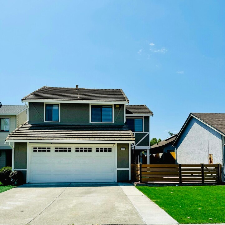 29869 Ventnor Ct in Hayward, CA - Building Photo