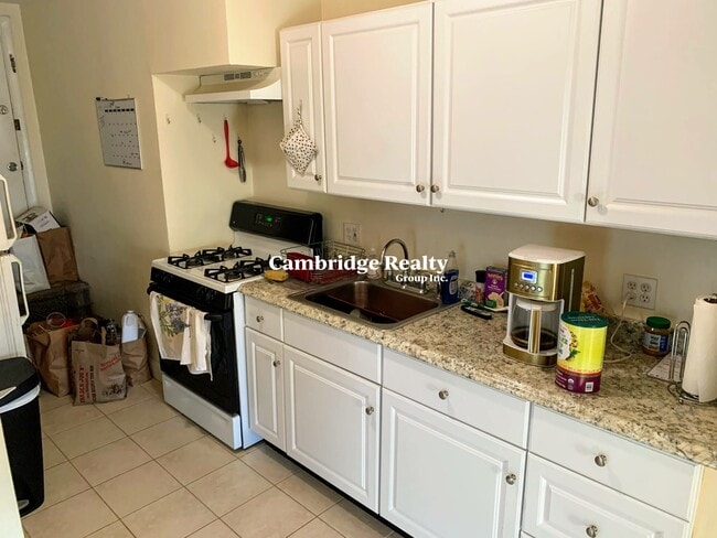 70 Craigie St, Unit 4B, Unit 4B