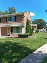 13 Hemlock St in Park Forest, IL - Building Photo
