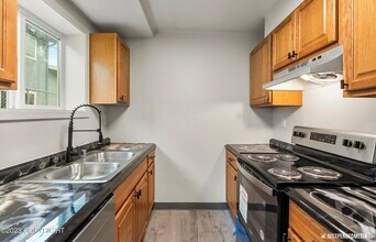 1117 Karluk St, Unit Karluk unit 4 in Anchorage, AK - Building Photo - Building Photo