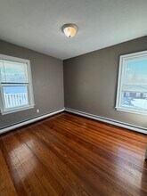 8 Sheafe St in Brookline, MA - Building Photo - Building Photo