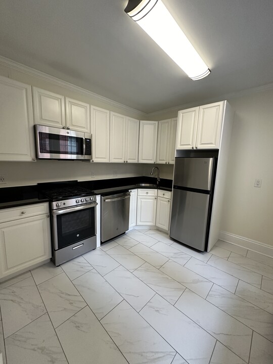 3 Chauncy Ln, Unit 24C in Cambridge, MA - Building Photo