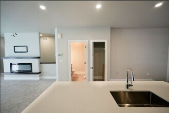 1404 NE Polk Dr in Grimes, IA - Building Photo - Building Photo