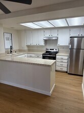 532.5 Via De La Valle in Solana Beach, CA - Building Photo - Building Photo