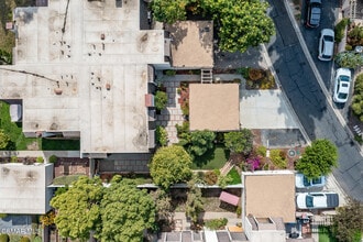 2958 Dogwood Cir in Thousand Oaks, CA - Building Photo - Building Photo