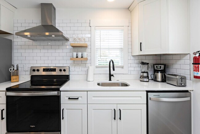412 19th St in Virginia Beach, VA - Building Photo - Building Photo