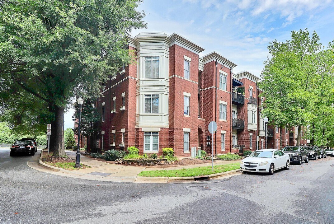 793 Garden District Dr in Charlotte, NC - Building Photo