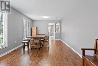 2412 Baintree Crescent in Oakville, ON - Building Photo - Building Photo