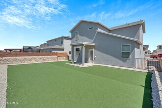 12260 Desert Wolf Ave in El Paso, TX - Building Photo - Building Photo