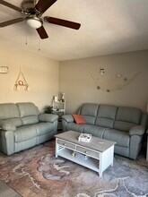 154 SE Selva Ct in Port St. Lucie, FL - Foto de edificio - Building Photo