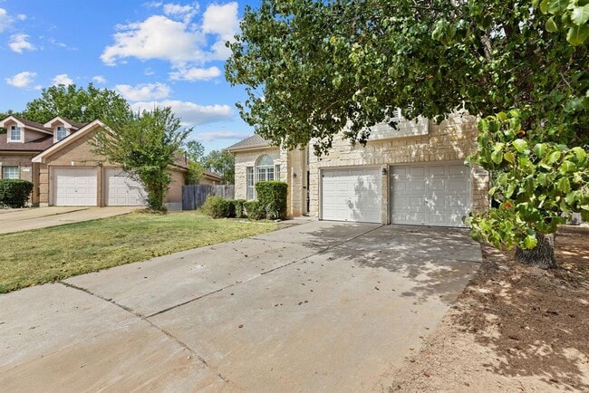 16802 Bailey Jean Dr in Round Rock, TX - Building Photo - Building Photo