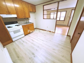 20 Oakwood Dr in Wind Gap, PA - Building Photo - Building Photo