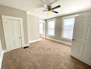 4319 Hays Ave in Cincinnati, OH - Foto de edificio - Building Photo