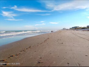 2020 N Atlantic Ave in Cocoa Beach, FL - Building Photo - Building Photo