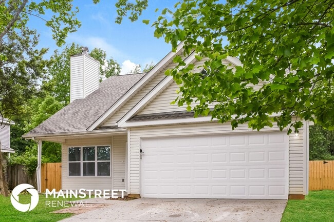 229 River Oaks Dr in Madison, AL - Foto de edificio - Building Photo