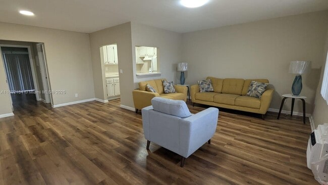 property at 206 Norwich I