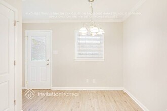 512 Uzzle St in Durham, NC - Foto de edificio - Building Photo