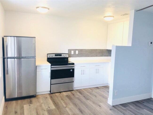 1016 NE 17th Ave in Fort Lauderdale, FL - Building Photo - Building Photo