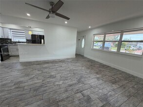 7950 NW 10th St in Pembroke Pines, FL - Building Photo - Building Photo