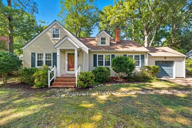 property at 5 Oakland Dr