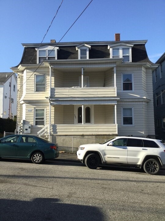 105 Park St in Fall River, MA - Building Photo