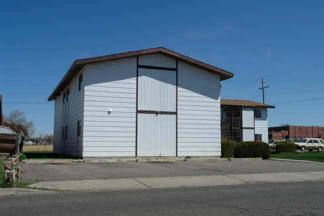 Sawtooth Villa in Buhl, ID - Building Photo - Building Photo