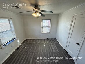 2112 NE 23rd St, Unit 208 in Oklahoma City, OK - Foto de edificio - Building Photo