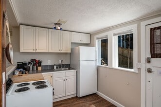 3719 59th Ave SW in Seattle, WA - Building Photo - Building Photo