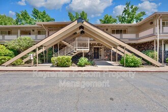 7435 Fairway Two Ave in Fair Oaks, CA - Building Photo - Building Photo