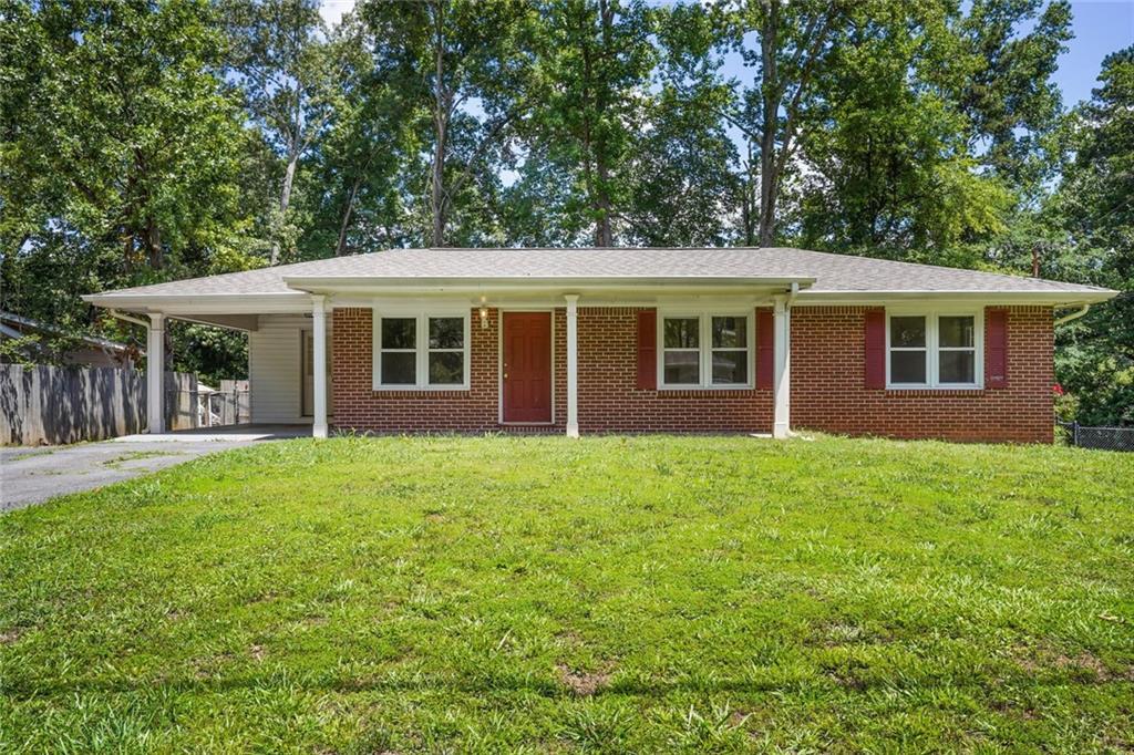 2416 Lakewood Dr NW in Kennesaw, GA - Building Photo