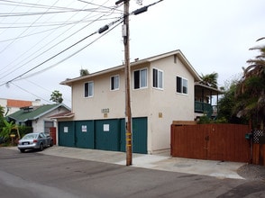 1022 S Myers St in Oceanside, CA - Building Photo - Building Photo