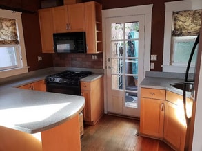 112 Robinson Ave in San Diego, CA - Building Photo - Building Photo