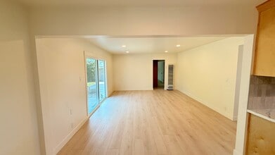 288 Homer Ave in Ventura, CA - Building Photo - Building Photo