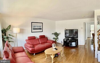 14703 Prairie Landing Way in North Potomac, MD - Building Photo - Building Photo