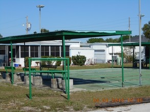 Lakeview Mobile Court in Sebring, FL - Building Photo - Other