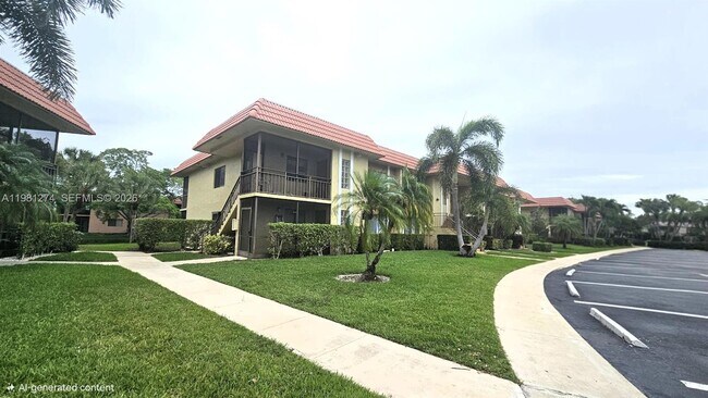 305 Lakeview Dr in Weston, FL - Building Photo - Building Photo