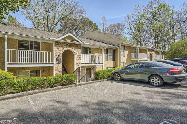 property at 3005 Seven Pines Ln